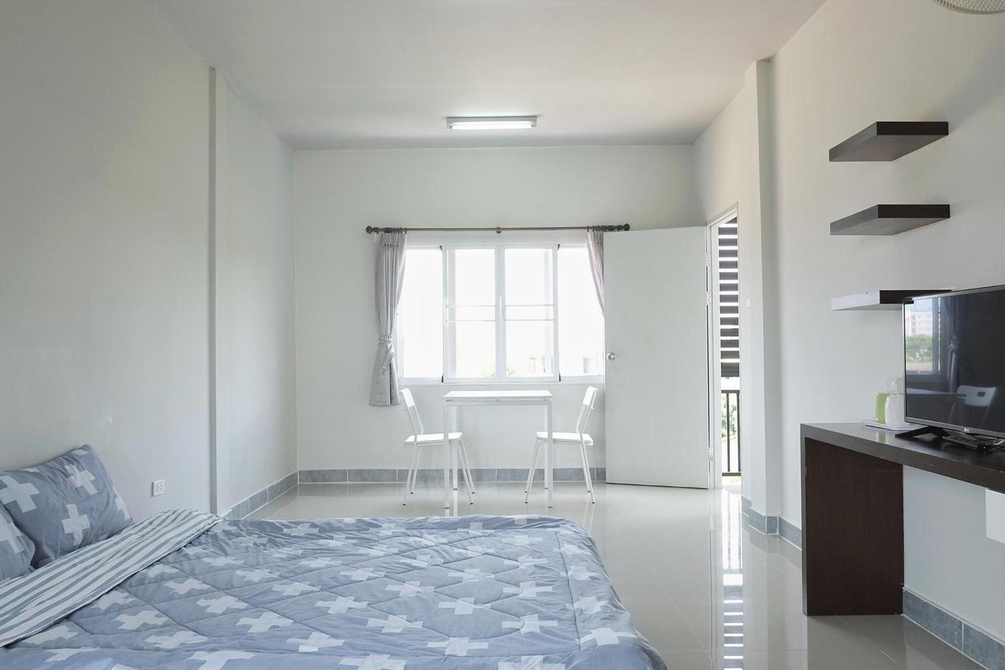 Tf Apartment Chiang Mai Exteriör bild