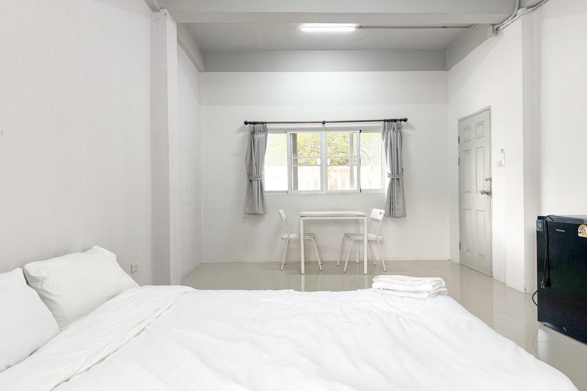 Tf Apartment Chiang Mai Exteriör bild