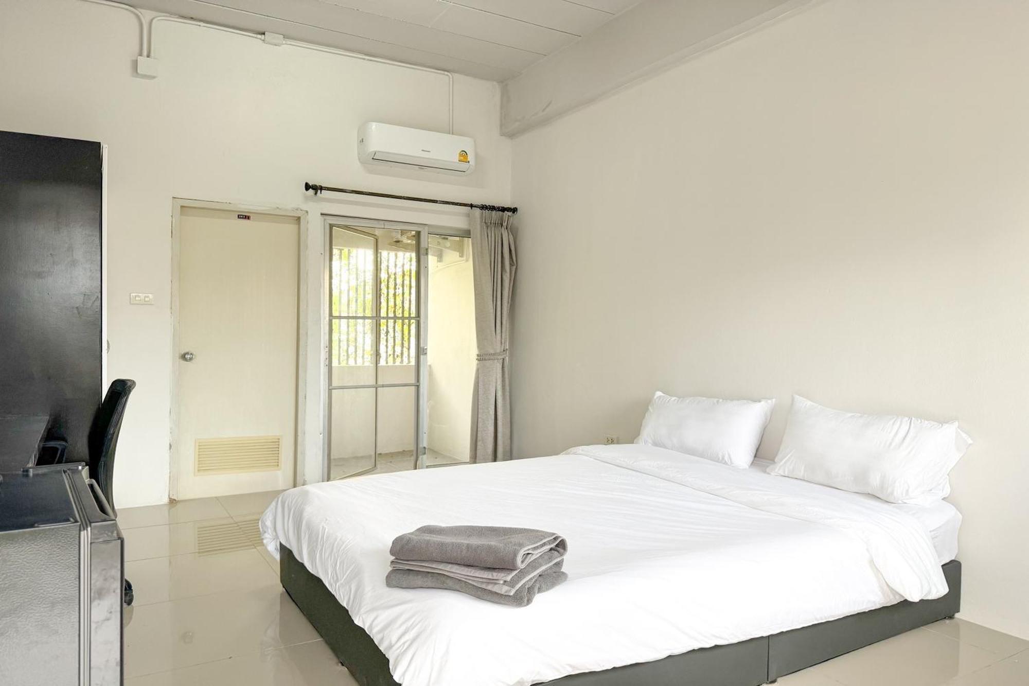 Tf Apartment Chiang Mai Exteriör bild
