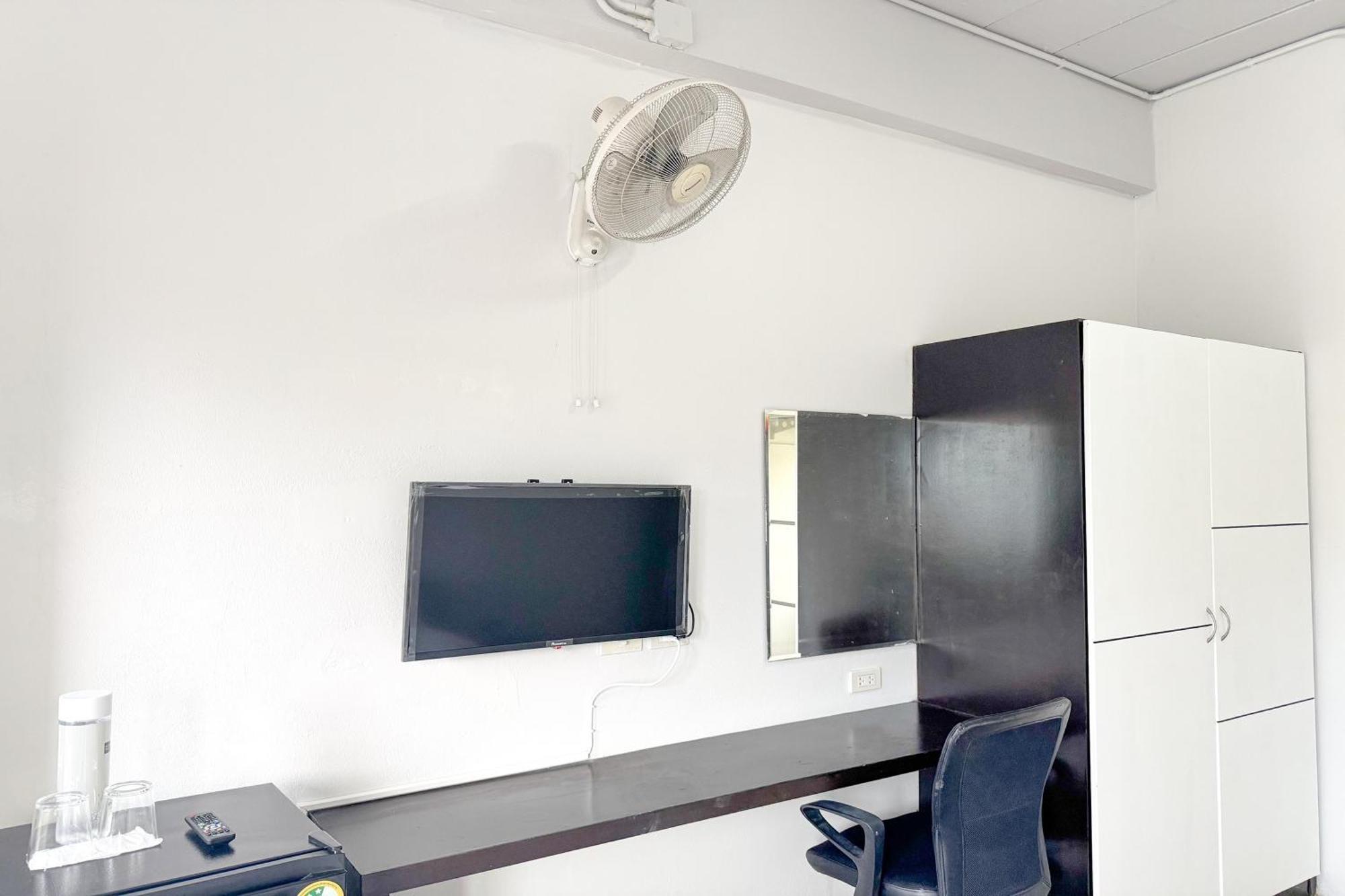 Tf Apartment Chiang Mai Exteriör bild