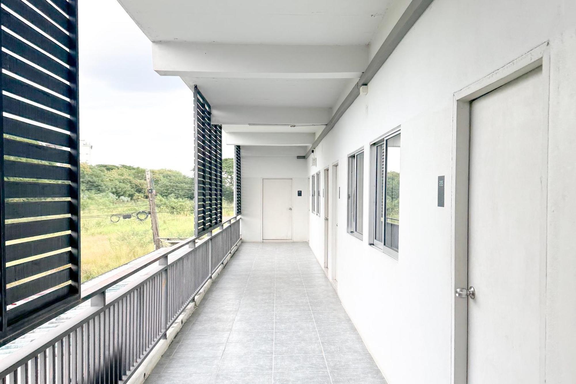 Tf Apartment Chiang Mai Exteriör bild